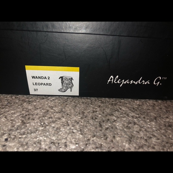 Authentic Alejandra G Wanda 2 Heels!! - Picture 3 of 6